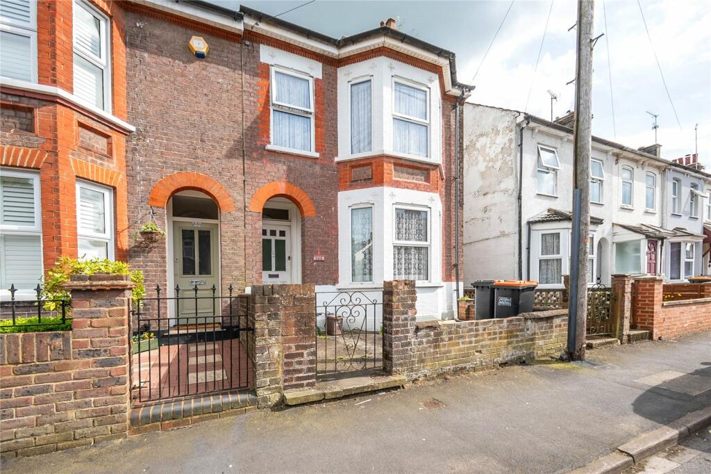 3 bedroom semidetached house for sale in Union Street, Dunstable, LU6