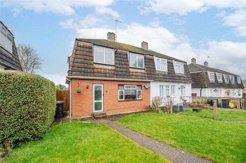 Main image of property: Aldbanks, Dunstable, Bedfordshire, LU6