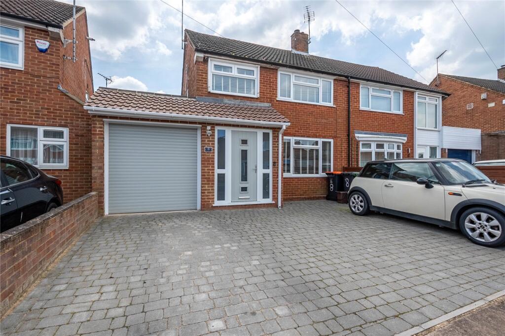 Main image of property: Fairfield Road, Dunstable, Bedfordshire, LU5