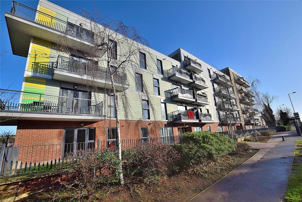 Main image of property: Brockwell Place, London Road, Dunstable, Beds, LU6