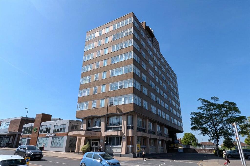 Main image of property: Priory Heights, Dunstable, Beds, LU5