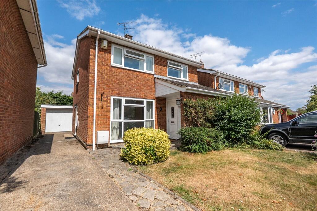 Main image of property: Maple Way, Kensworth, Bedfordshire, LU6