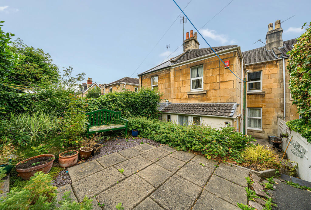 3 bedroom terraced house for sale in Wellsway, Bath, Somerset, BA2