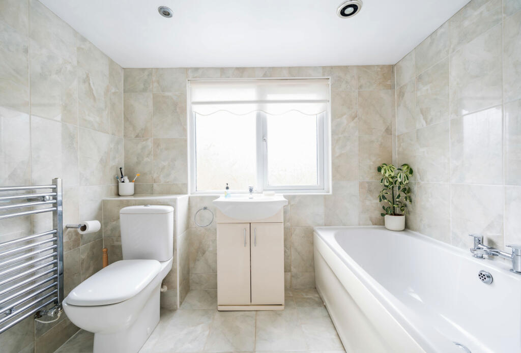 Additional property image - Padleigh Hill, Bath, Somerset, BA2