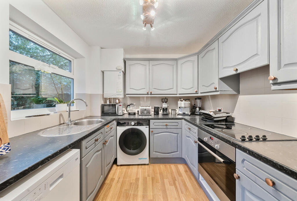Additional property image - Parry Close, Bath, BA2