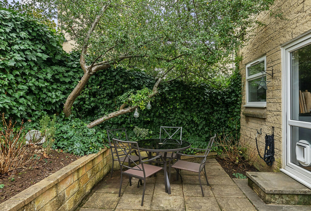 Additional property image - Parry Close, Bath, BA2
