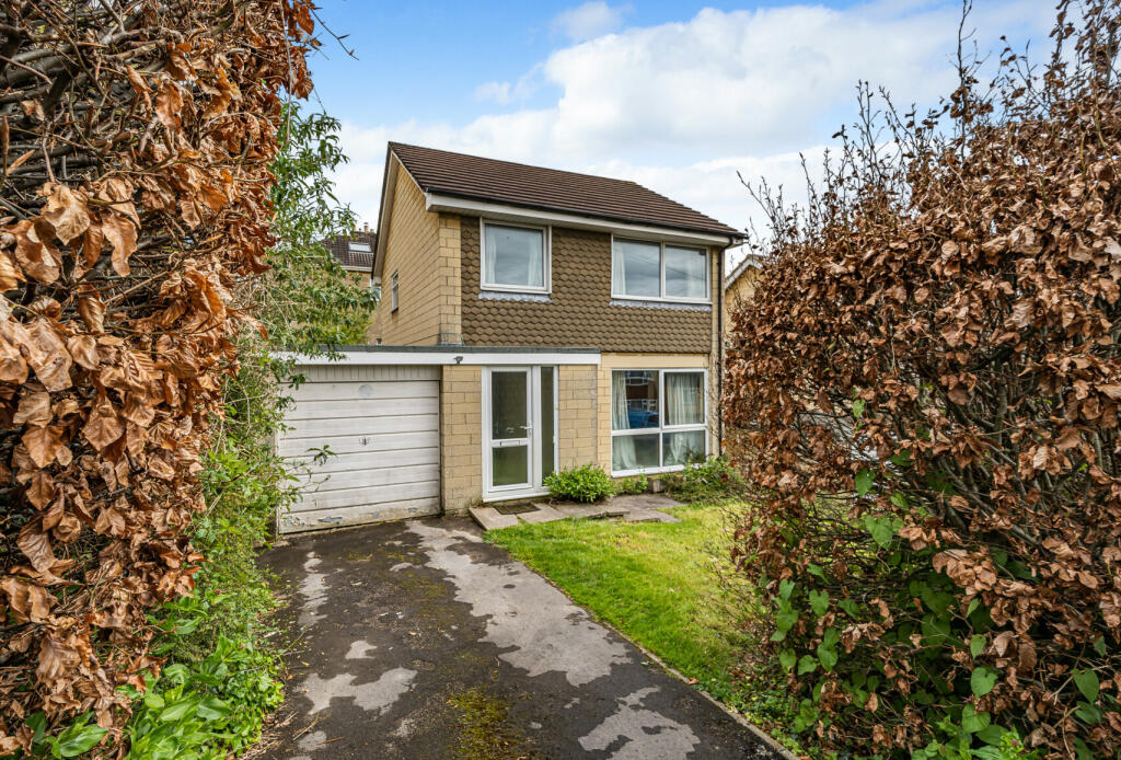 3 bedroom detached house for sale in Upper East Hayes, BATH, Somerset, BA1