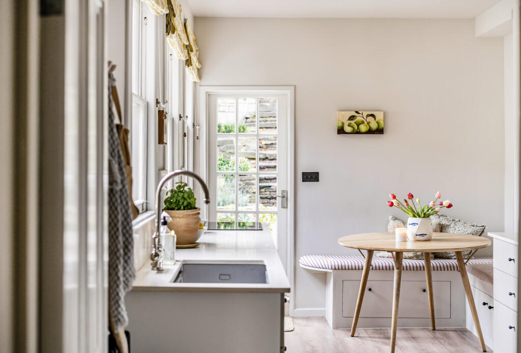 Main image of property: Vineyards, Bath, Somerset, BA1