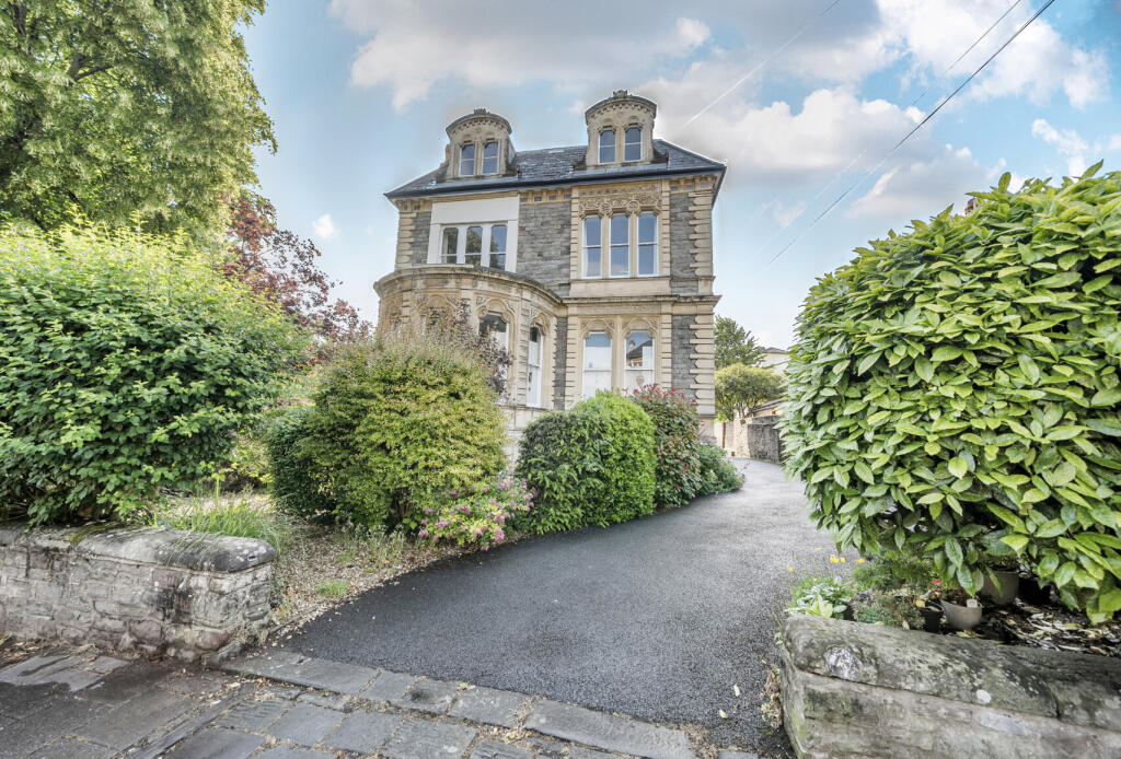 Main image of property: Cotham Park North, Bristol, BS6