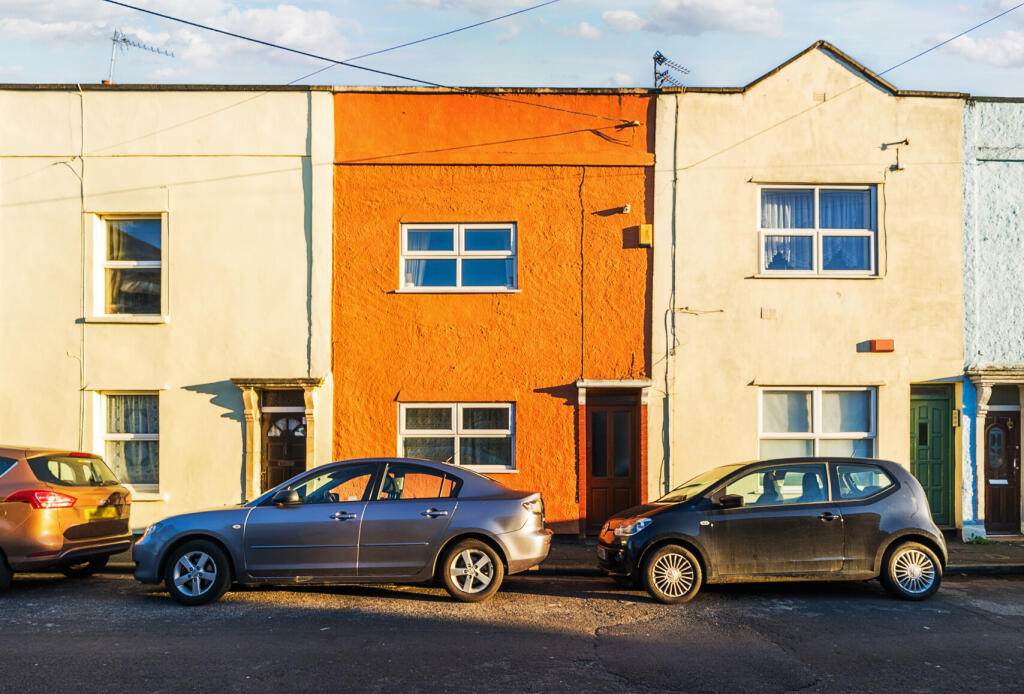 3 bedroom terraced house