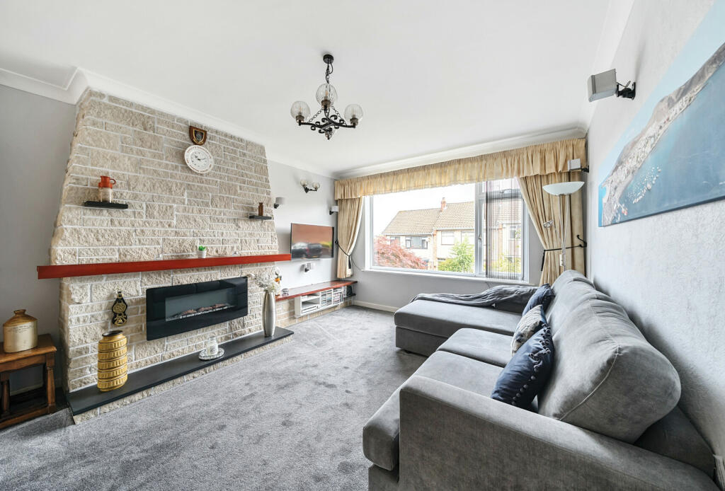 Additional property image - Henshaw Close, Lodge Hill, Bristol, BS15