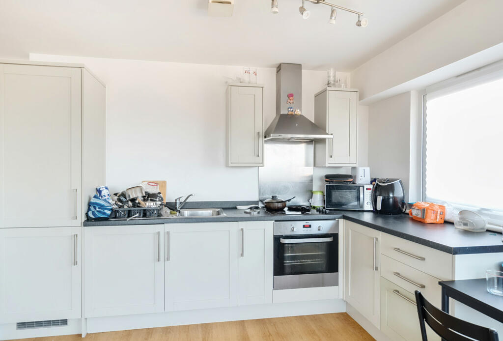 Additional property image - Beacon Towers, Fishponds, Bristol, BS16