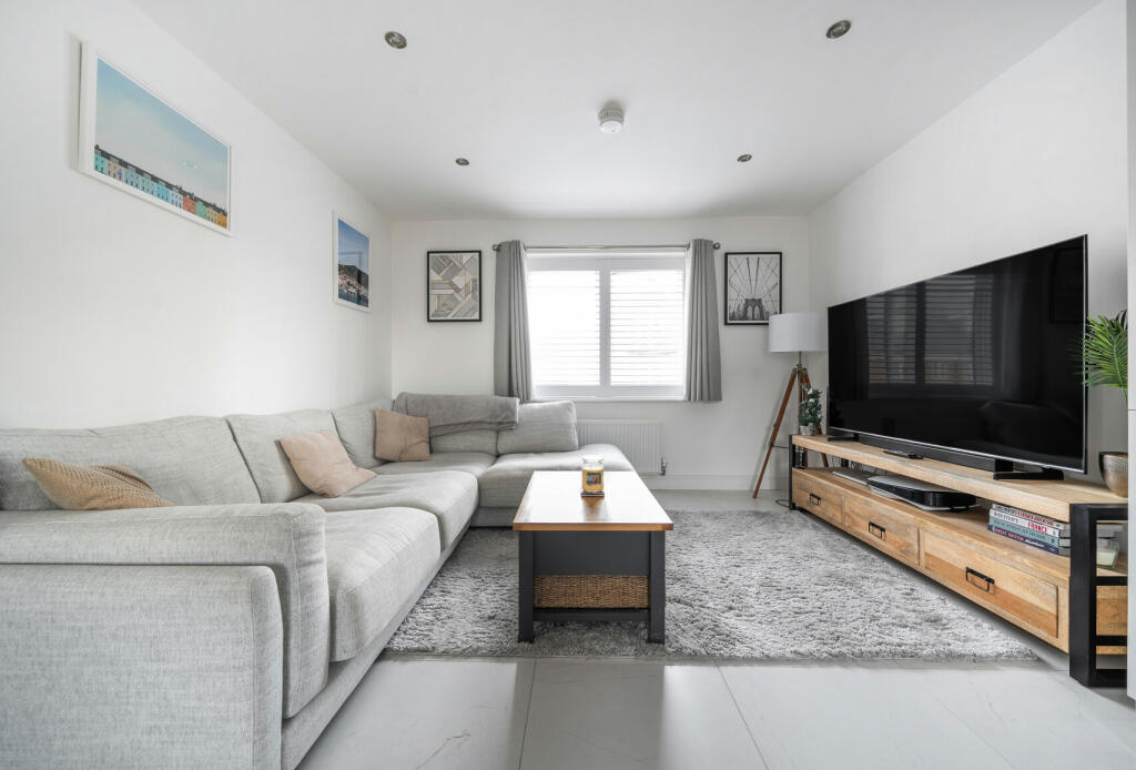 Additional property image - Goldenrod Road, Emersons Green, Bristol, Gloucestershire, BS16