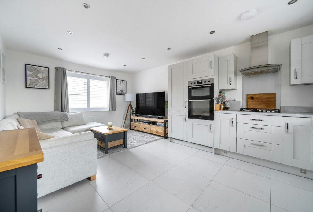 Additional property image - Goldenrod Road, Emersons Green, Bristol, Gloucestershire, BS16