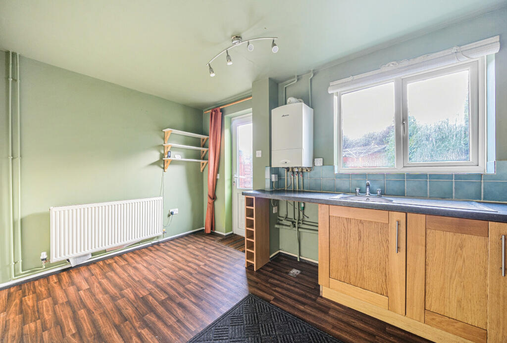 Additional property image - Field View Drive, Downend, Bristol, South Gloucestershire, BS16