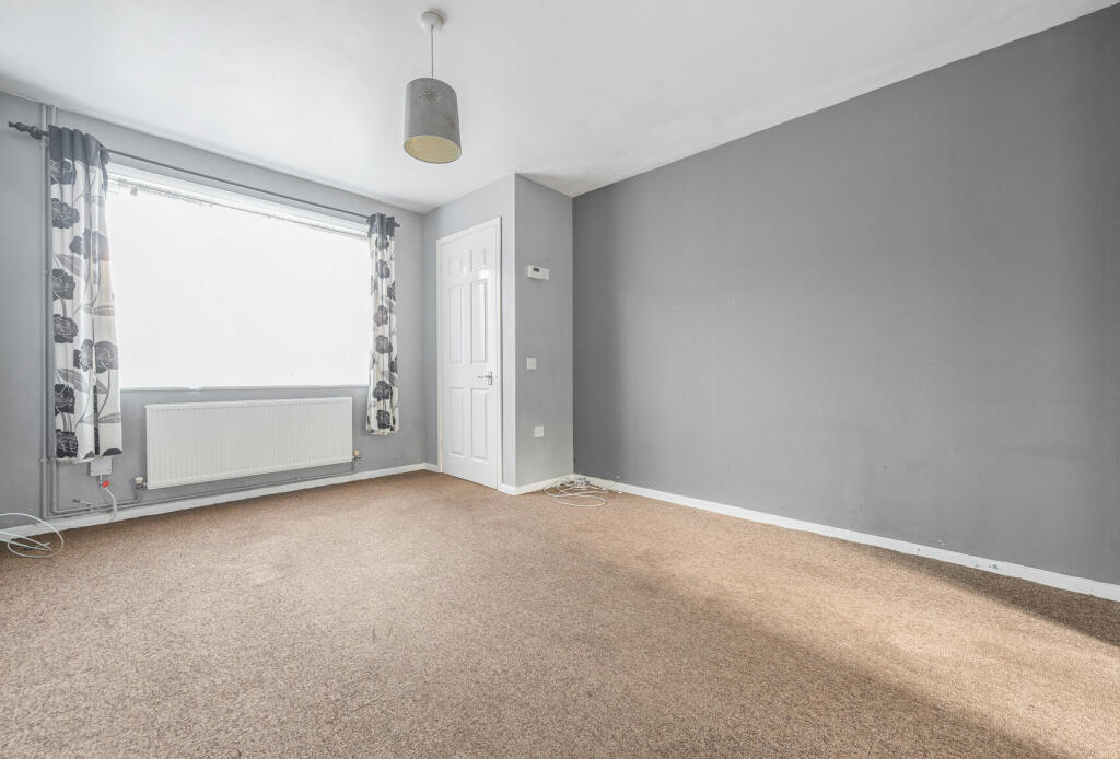Additional property image - Field View Drive, Downend, Bristol, South Gloucestershire, BS16