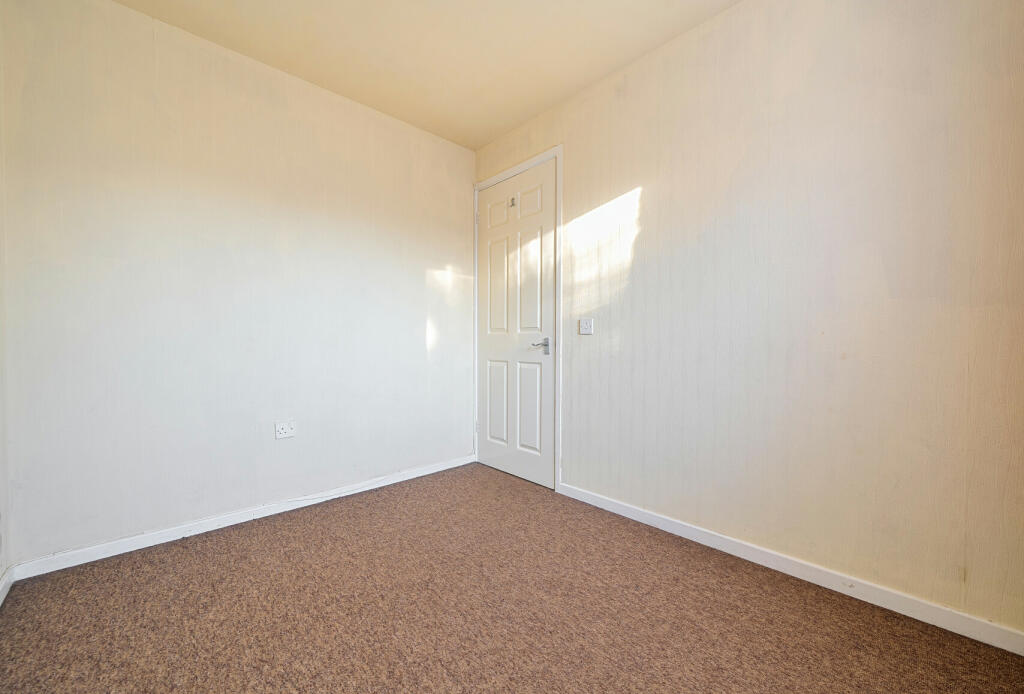 Additional property image - Field View Drive, Downend, Bristol, South Gloucestershire, BS16