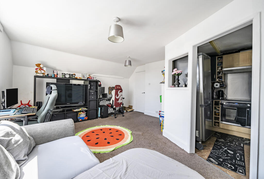 Main image of property: Fishponds Road, Fishponds, Bristol, Somerset, BS16