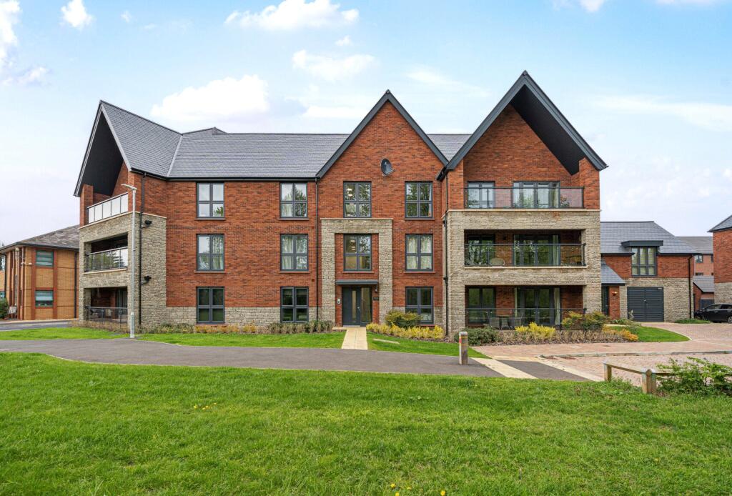 Main image of property: Tanner Close, Frenchay, Bristol, Gloucestershire, BS16