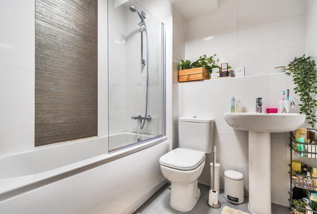 Additional property image - Whitchurch Lane, Bristol, Somerset, BS14