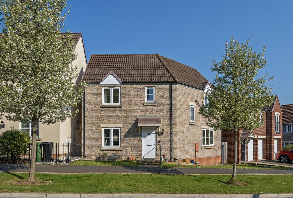 Main image of property: The Mead, Keynsham, Bristol, Somerset, BS31