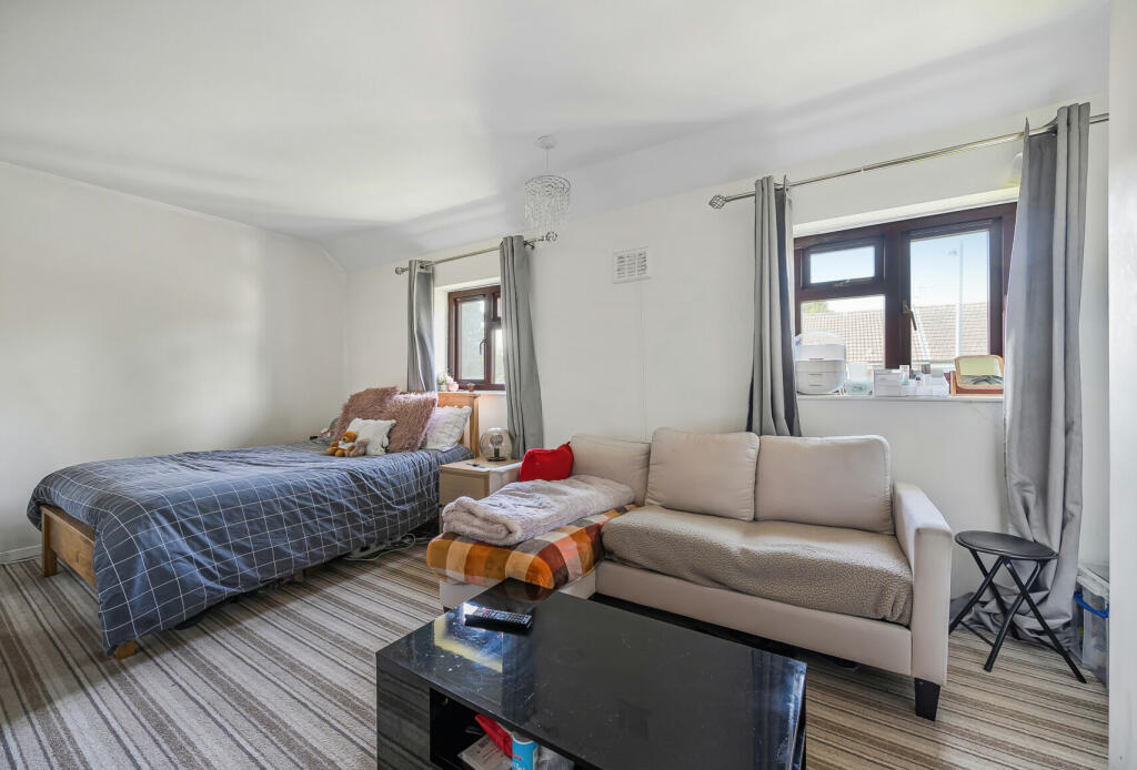 Additional property image - Charlton Lane, Bristol, Somerset, BS10