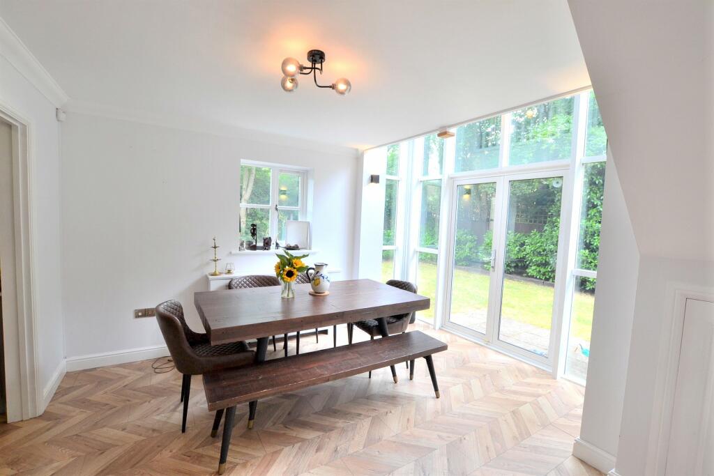 Additional property image - Strathearn Drive, Westbury-on-Trym, Bristol, Somerset, BS10