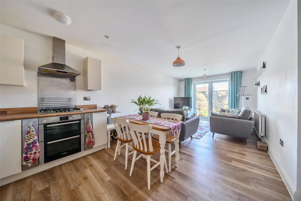 Additional property image - Thornfield Road, Bristol, Somerset, BS10