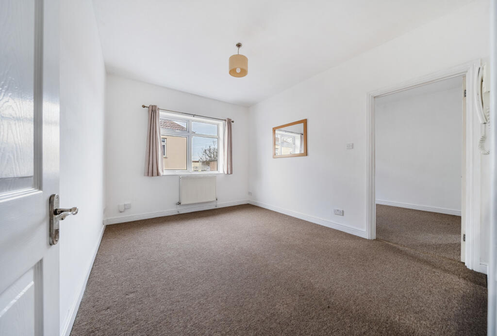 Additional property image - Southmead Road, Westbury-on-Trym, Bristol, BS10