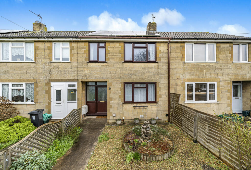 3 bedroom house for sale in Cranleigh Court Road, Yate, Bristol