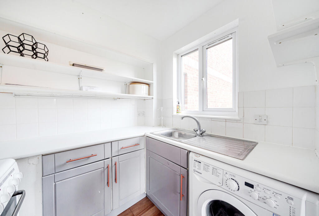 Additional property image - Abbotswood, Yate, Bristol, Gloucestershire, BS37