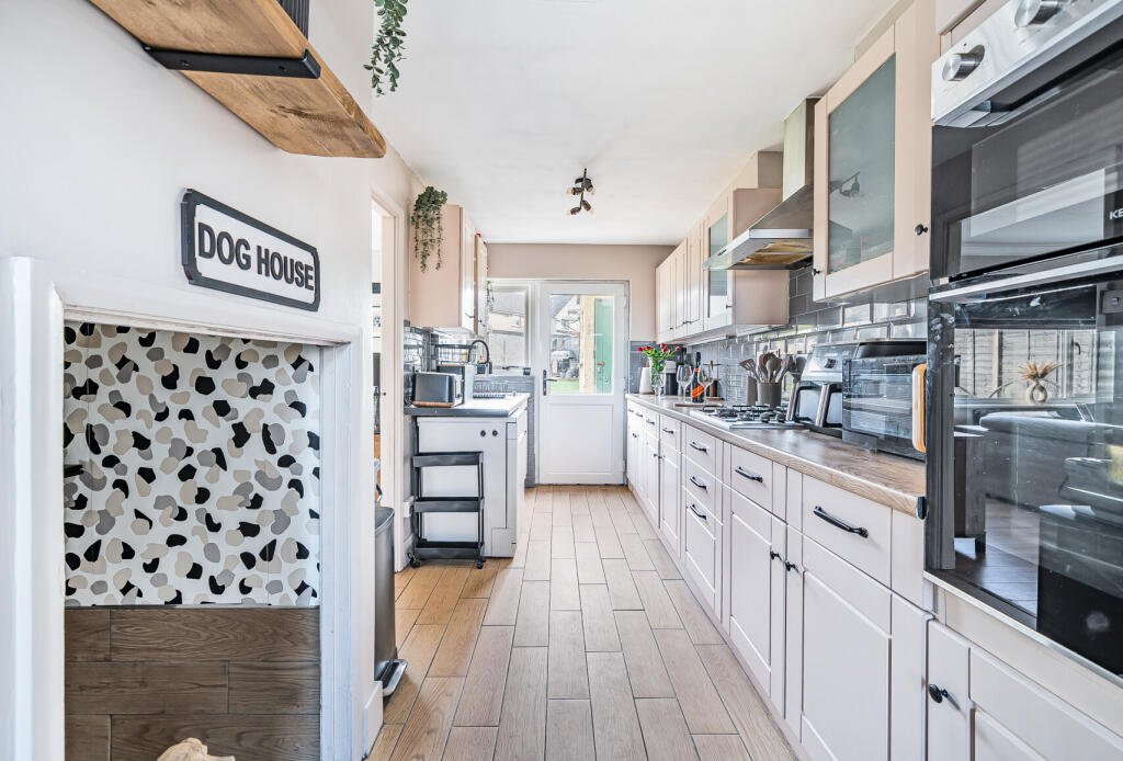 Additional property image - Beaufort Road, Yate, Bristol, Gloucestershire, BS37