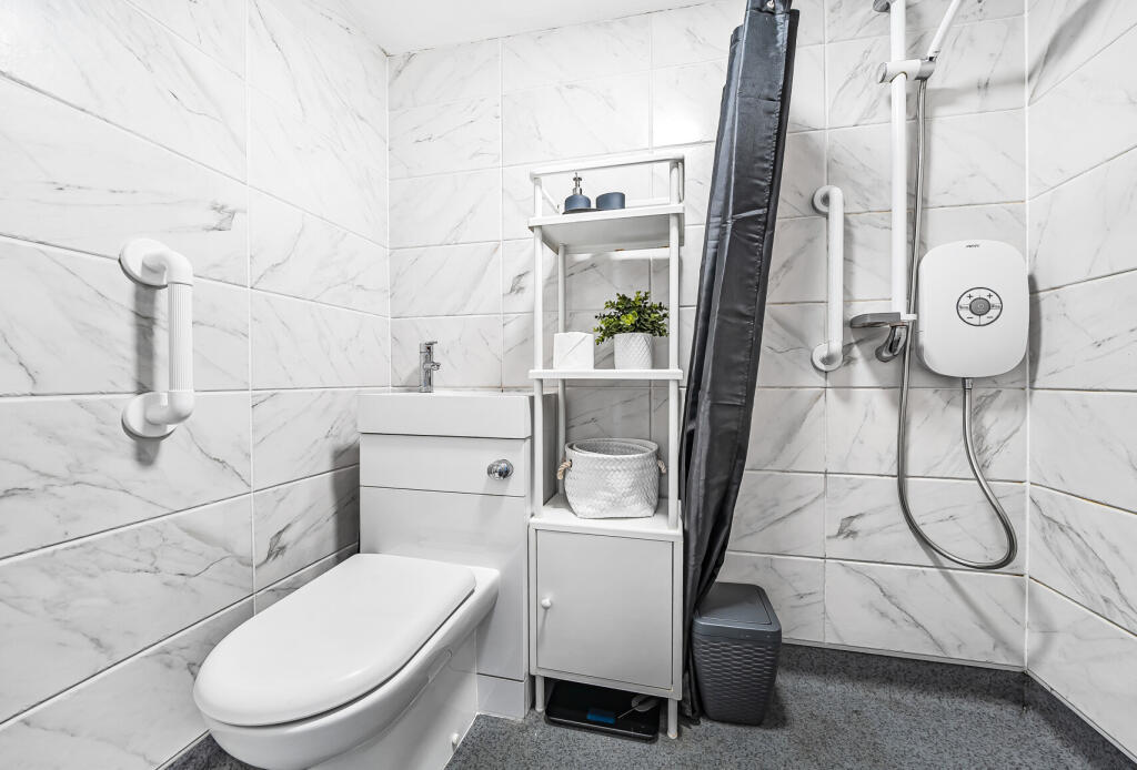 Additional property image - Beaufort Road, Yate, Bristol, Gloucestershire, BS37