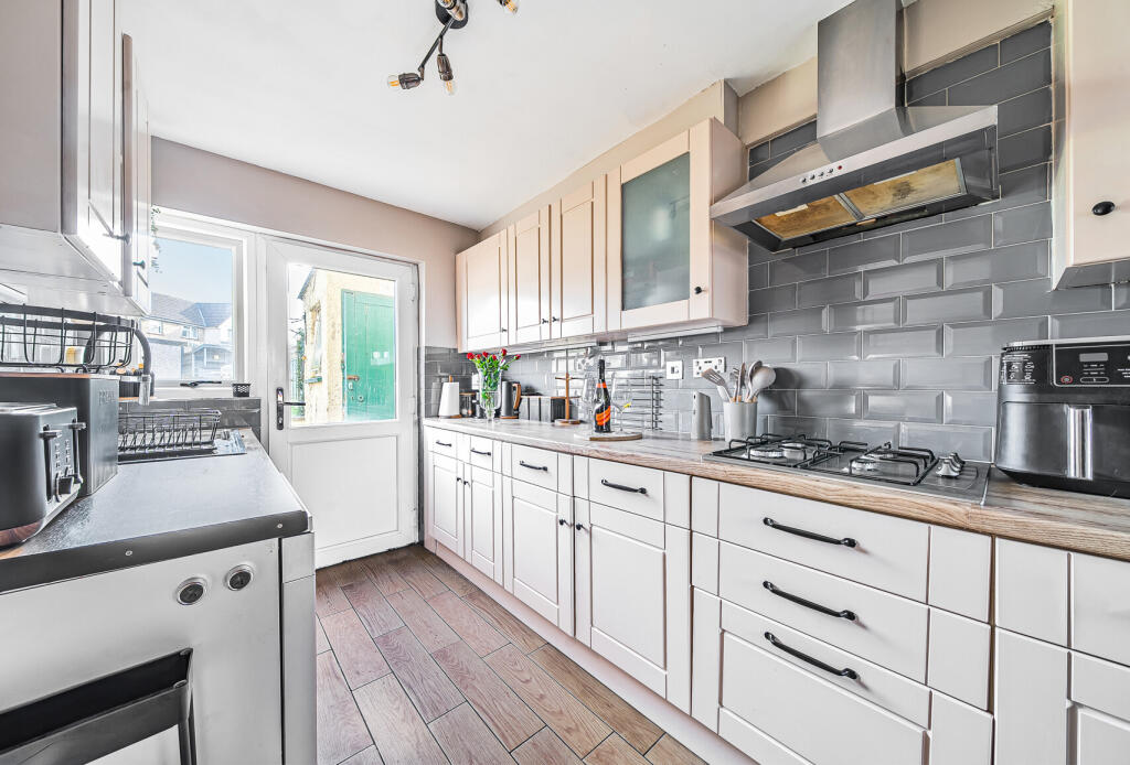 Additional property image - Beaufort Road, Yate, Bristol, Gloucestershire, BS37