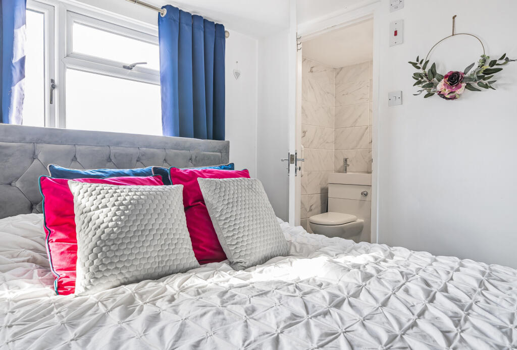 Additional property image - Beaufort Road, Yate, Bristol, Gloucestershire, BS37