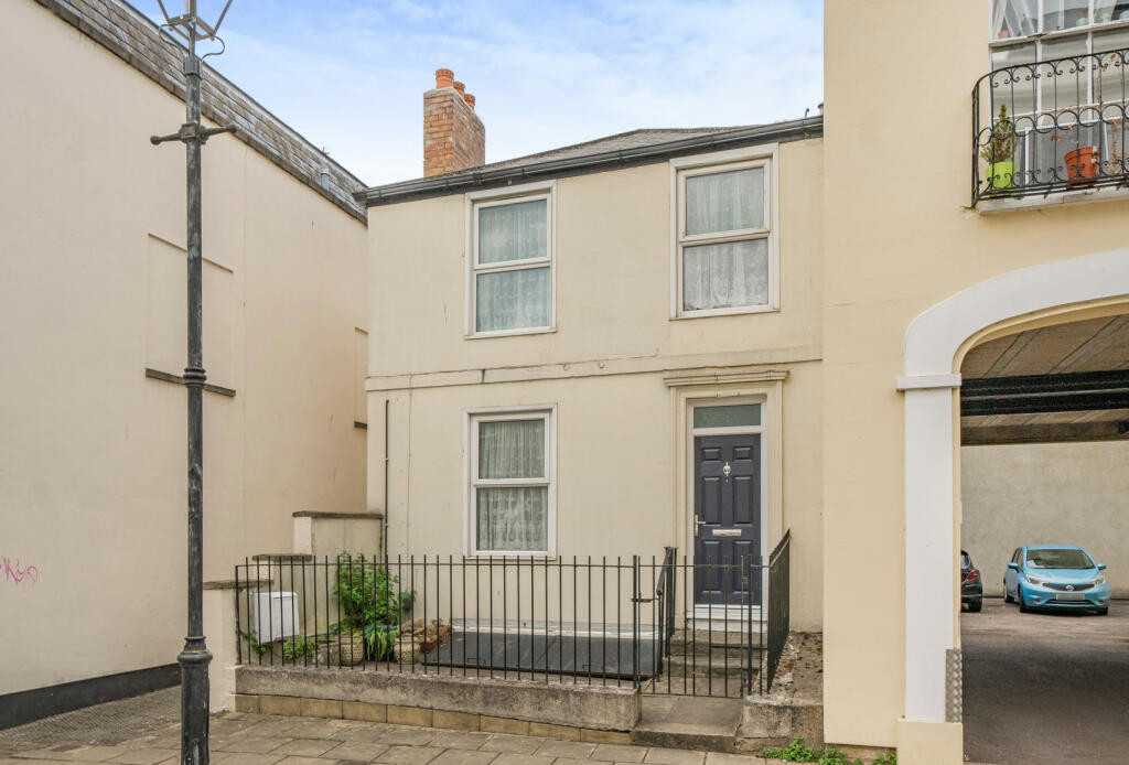 3 bedroom terraced house for sale in St. Georges Place, Cheltenham, Gloucestershire, GL50