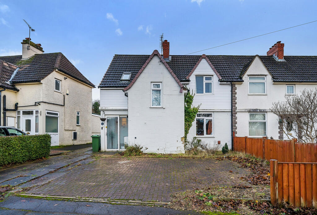 3 bedroom semidetached house for sale in Milton Road, CHELTENHAM, Gloucestershire, GL51