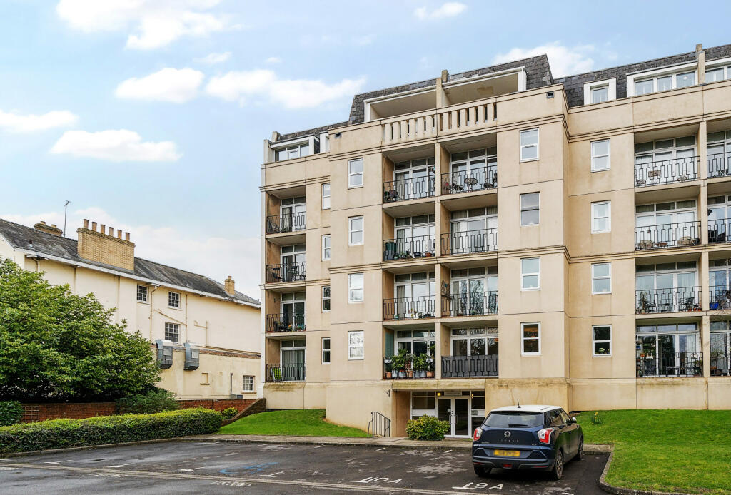 1 bedroom apartment for sale in Albany House, Lansdown Road, CHELTENHAM, Gloucestershire, GL50
