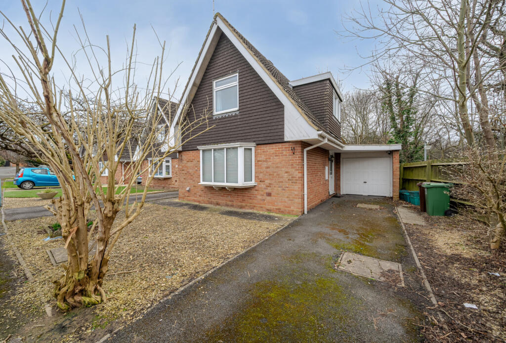 Main image of property: Edendale Road, Cheltenham, Gloucestershire, GL51