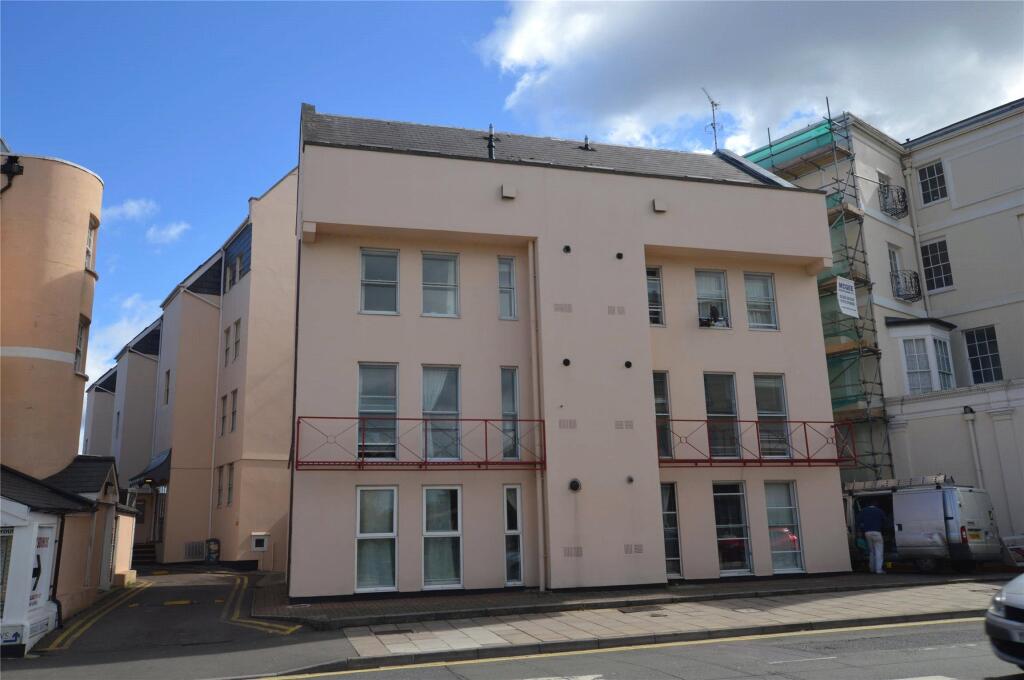 Main image of property: High Street, Cheltenham, Gloucestershire, GL52