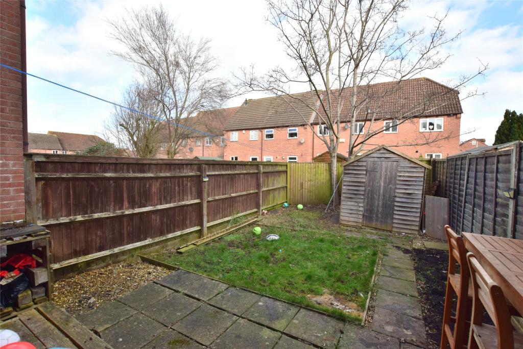 3 bedroom terraced house for sale in Apperley Drive, Quedgeley