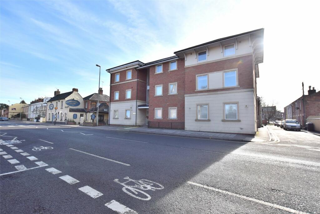 2 bedroom apartment for sale in London Road, Gloucester, Gloucestershire, GL1