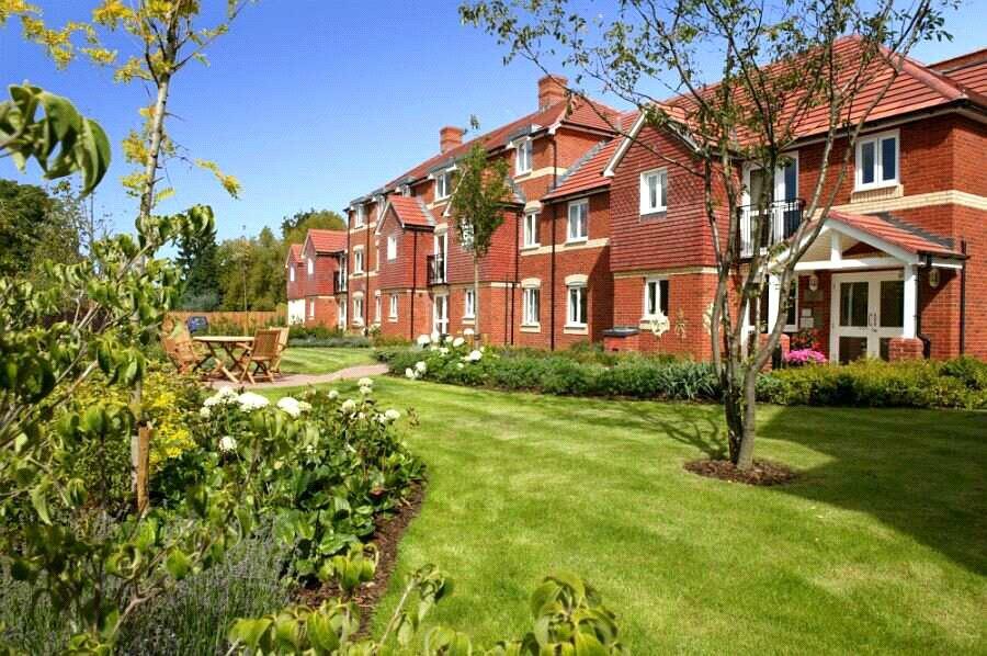 2 bedroom apartment for sale in Heathville Road, Gloucester, Gloucestershire, GL1