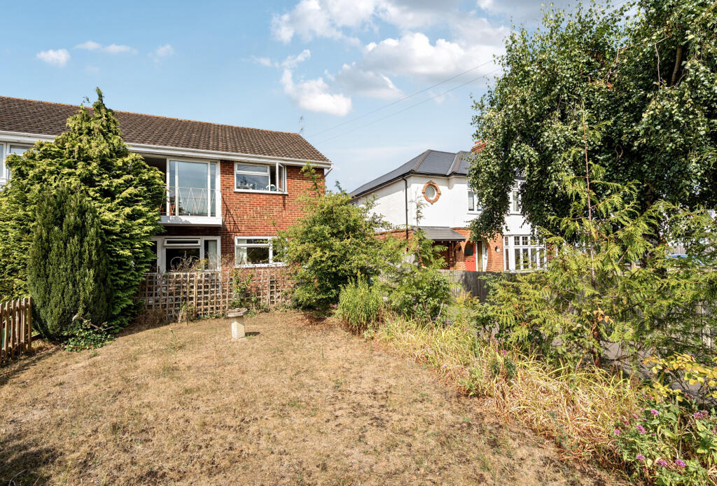 Main image of property: Elmbridge Road, Gloucester, Gloucestershire, GL2