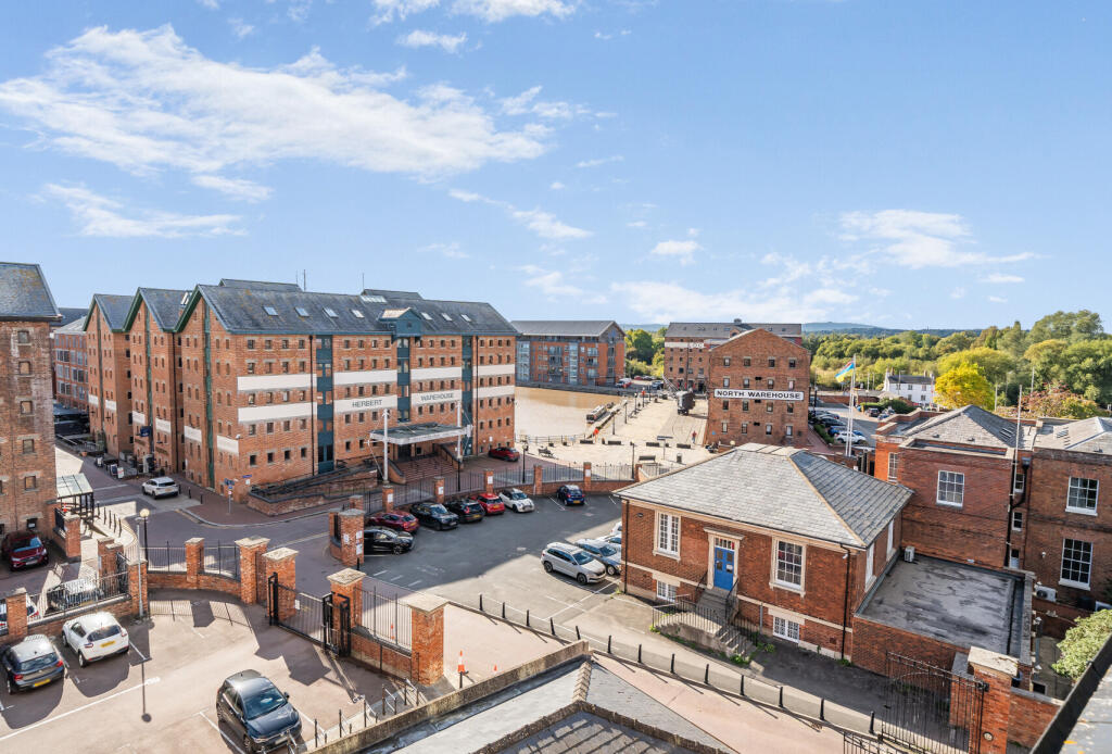 Main image of property: Commercial Road, Gloucester, Gloucestershire, GL1