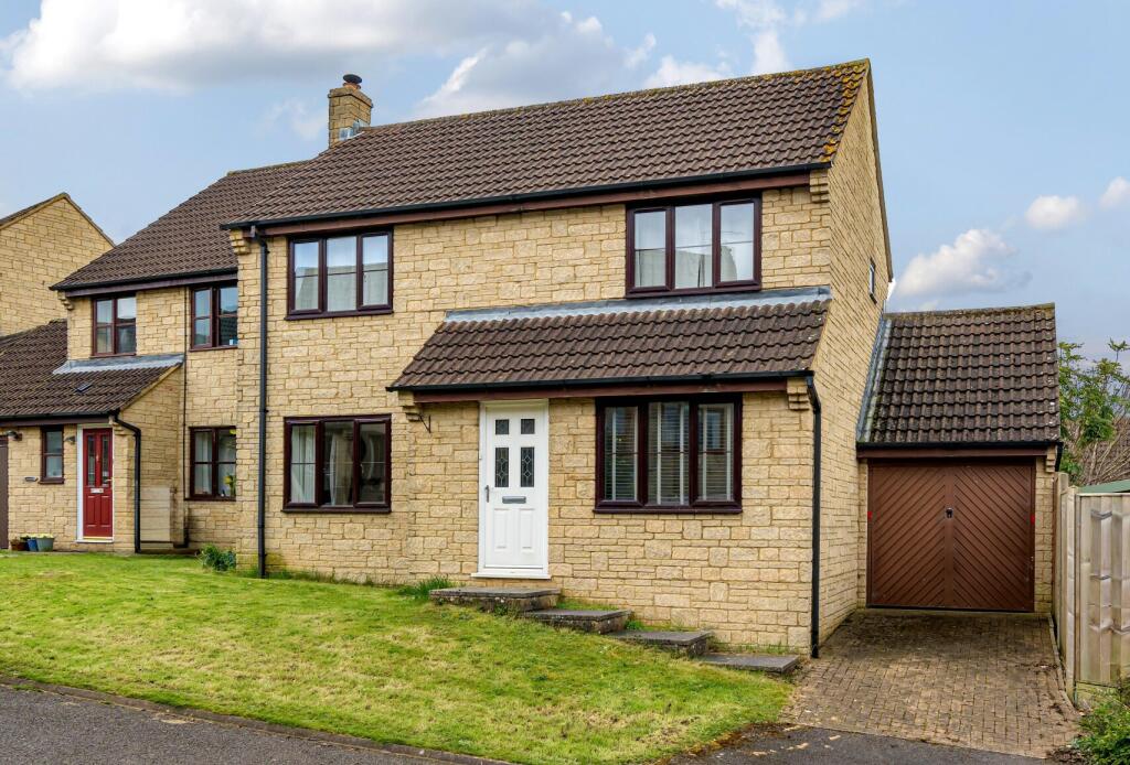 Main image of property: Delmont Grove, Stroud, Gloucestershire, GL5