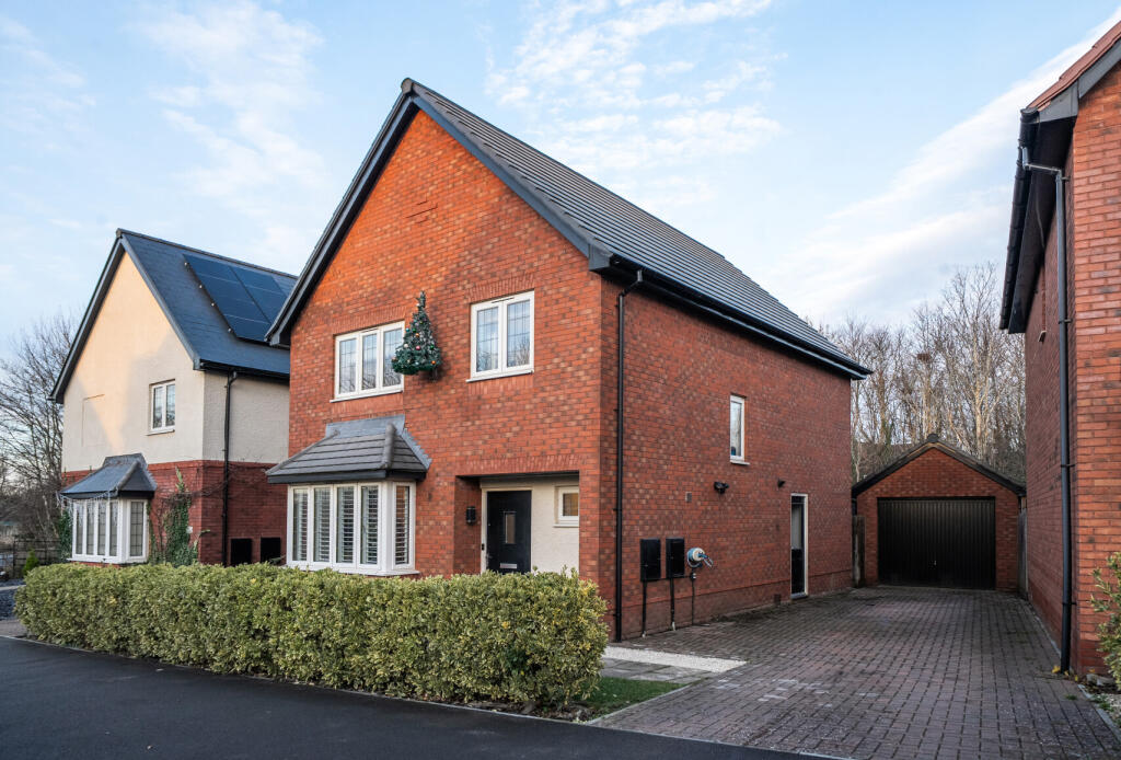 Main image of property: Bluebell Road, Walton Cardiff, Tewkesbury, Gloucestershire, GL20