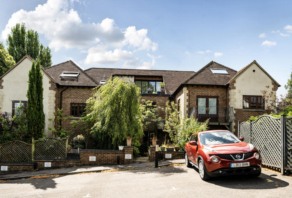 Main image of property: Raleigh Park Road, Oxford, Oxfordshire, OX2