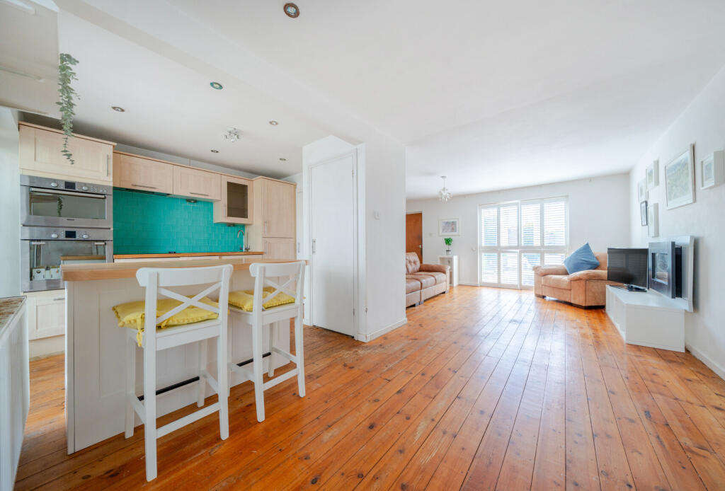 Main image of property: The Blowings, Freeland, Witney, Oxfordshire, OX29