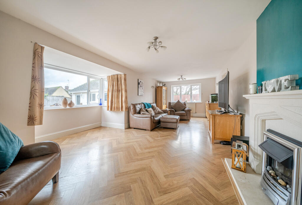 Main image of property: Crawley Road, Witney, Oxfordshire, OX28